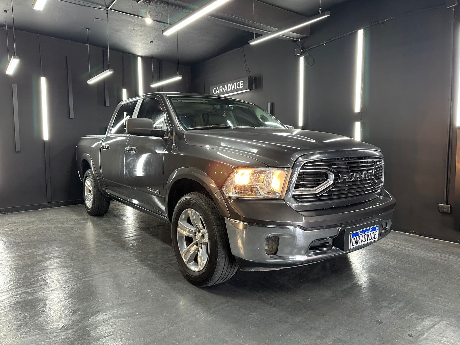 RAM 1500 5.7 DC 4X4 LARAMIE AT L13 - imagen 1 de 20