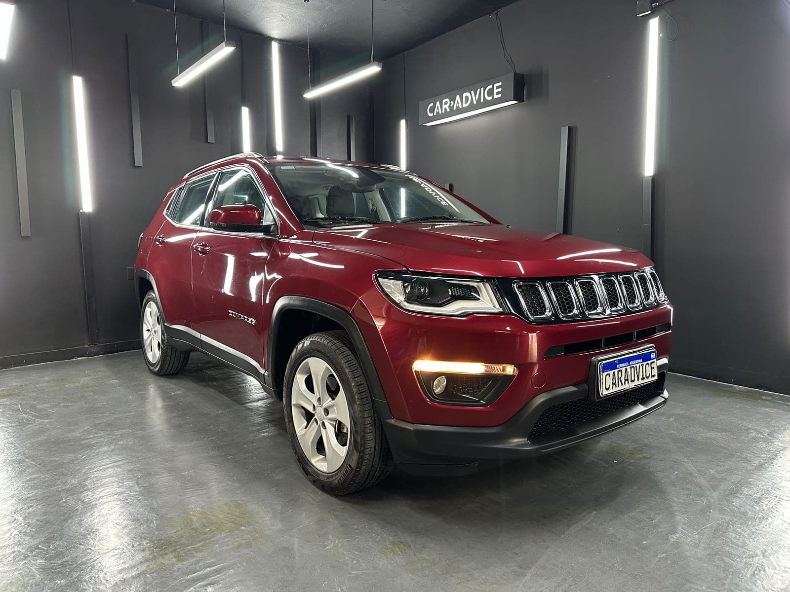 JEEP COMPASS JEEP COMPASS 2.4 LONGITUDE AT9 OE L17 - imagen 1 de 20