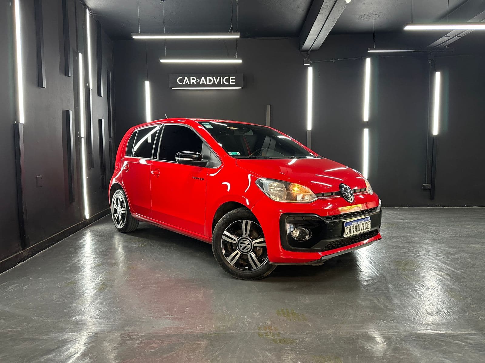 VOLKSWAGEN UP! 1.0 PEPPER TSI 5P L17 - imagen 1 de 19