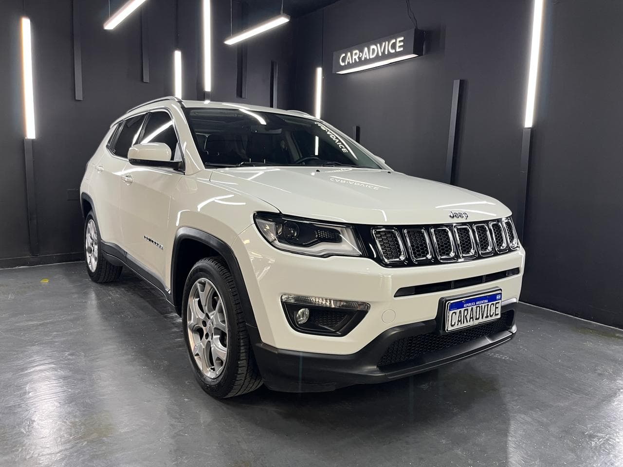 JEEP COMPASS JEEP COMPASS 2.4 LONGITUDE AT6 4X2 L18 - imagen 1 de 18