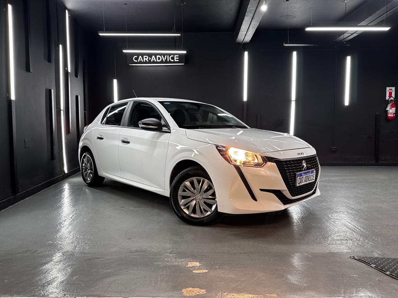 PEUGEOT 208 1.2 LIKE L20 - imagen 1 de 18