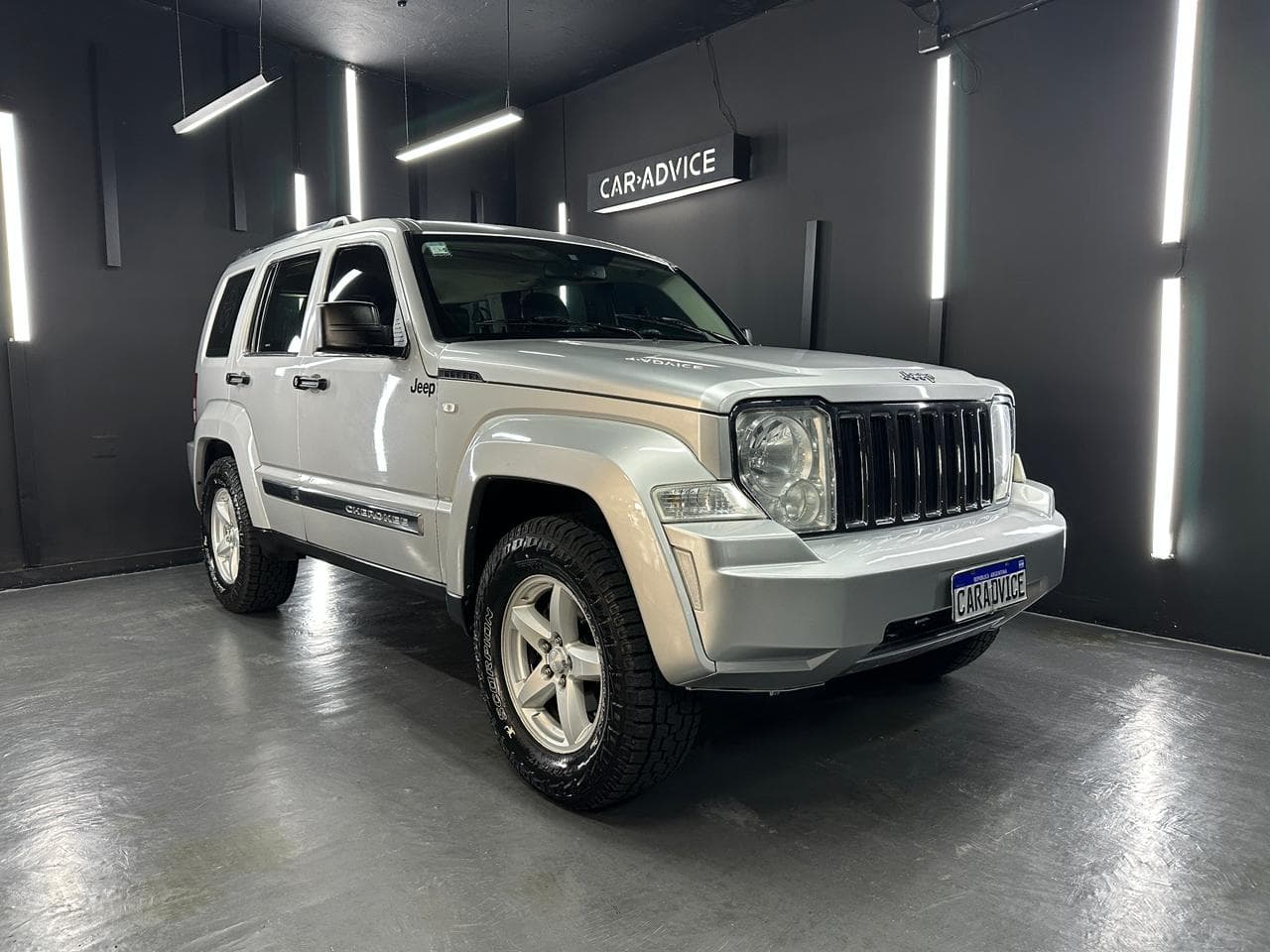 JEEP CHEROKEE 2.0 XEI CVT - imagen 1 de 19