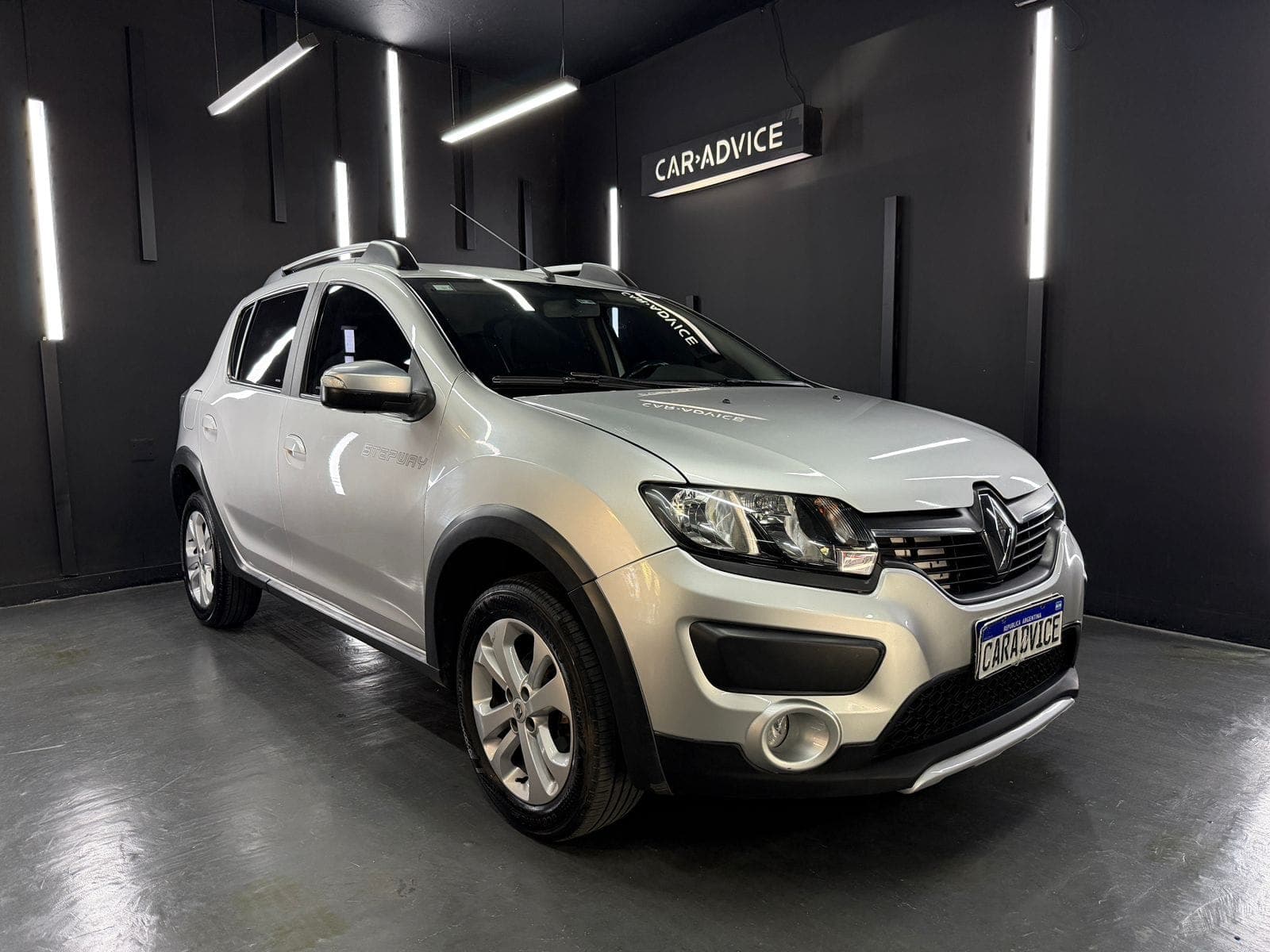RENAULT SANDERO STEPWAY 1.6 PRIVILEGE L15 - imagen 1 de 20