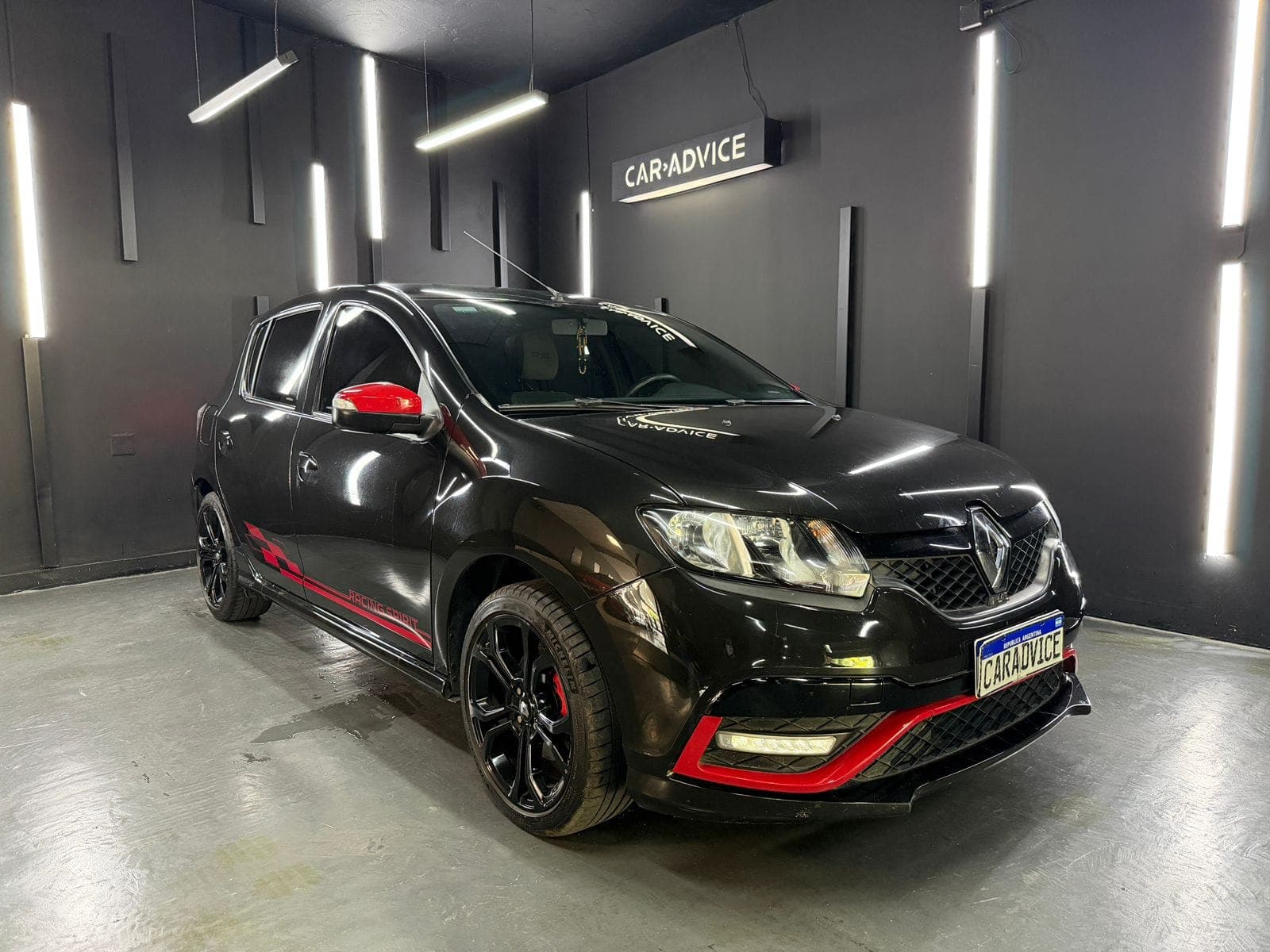 RENAULT SANDERO 2.0 16V RS RACING SPIRIT L17 - imagen 1 de 20