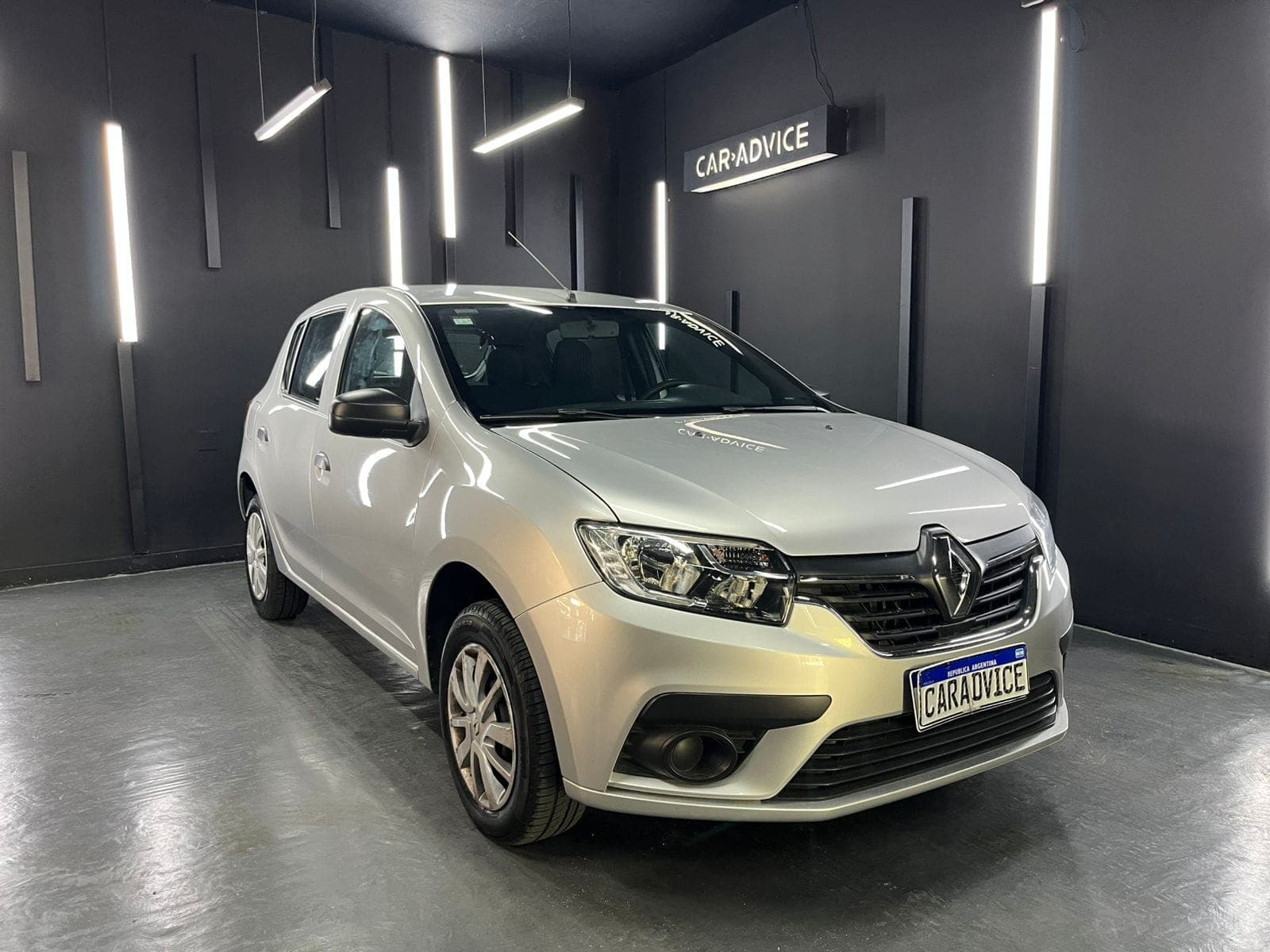 RENAULT SANDERO 1.6 16V LIFE L19 - imagen 1 de 18