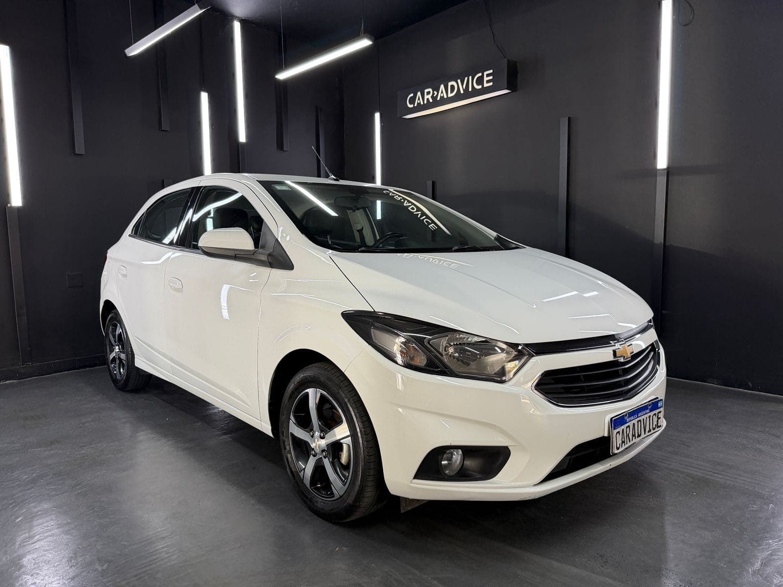 CHEVROLET ONIX 1.4 LTZ 5P L16 - imagen 1 de 20