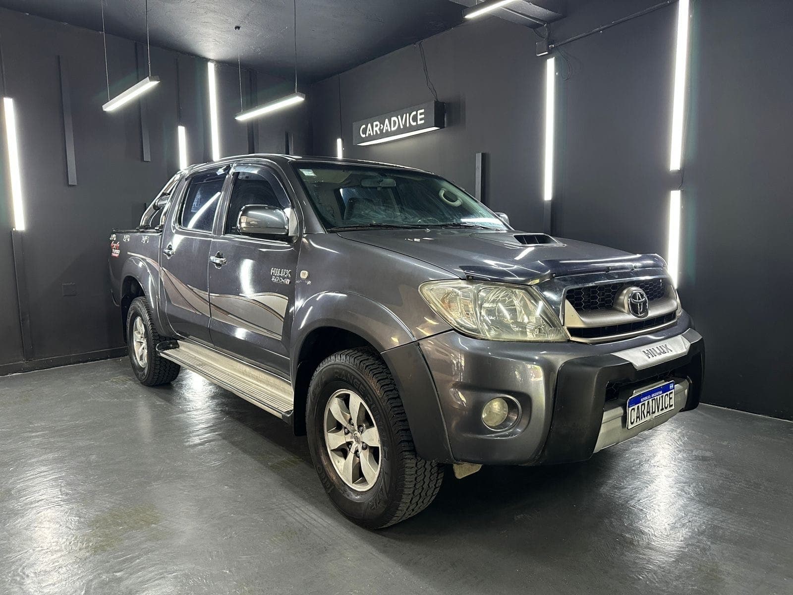 TOYOTA HILUX 3.0 TDI 4X4 DC SRV L05 - imagen 1 de 21